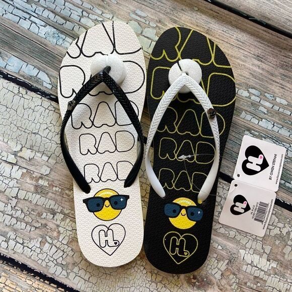 Harajuku Lovers by Gwen Stefani RAD Flip Flops - Picture 4 of 4